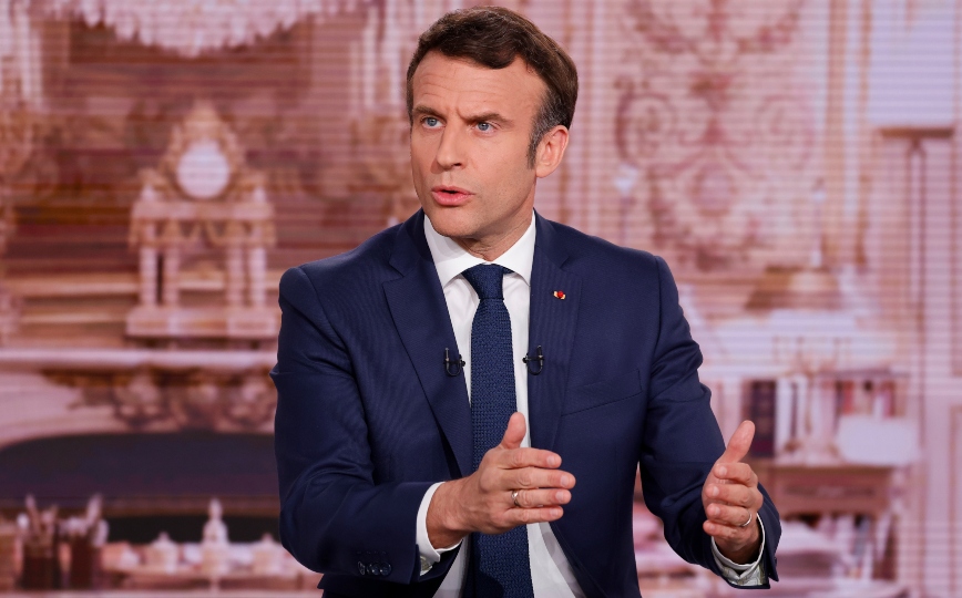 Γαλλία: «Εισήλθα στην προεκλογική εκστρατεία αργά» λέει ο Μακρόν