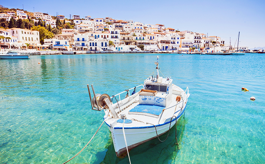 Άνδρος: The Sun και Financial Times «ανακαλύπτουν» το μυστικό νησί του Αιγαίου