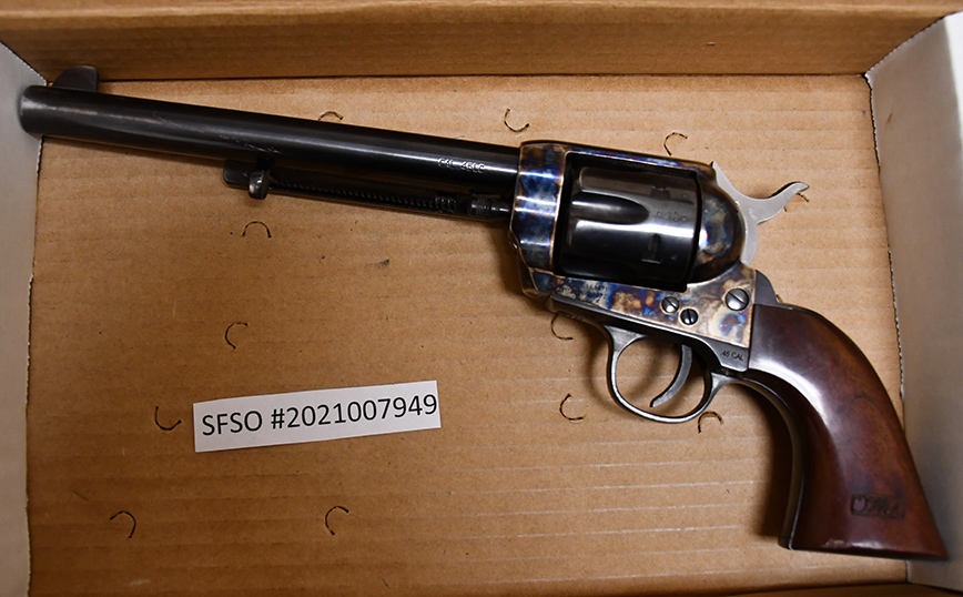 Το όπλο που σκότωσε την Αλίνα Χάτσινς Το όπλο που σκότωσε την Αλίνα Χάτσινς