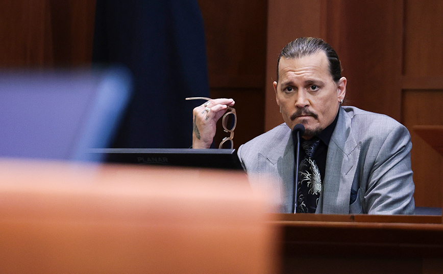 Τζόνι Ντεπ στο δικαστήριο Τζόνι Ντεπ στο δικαστήριο