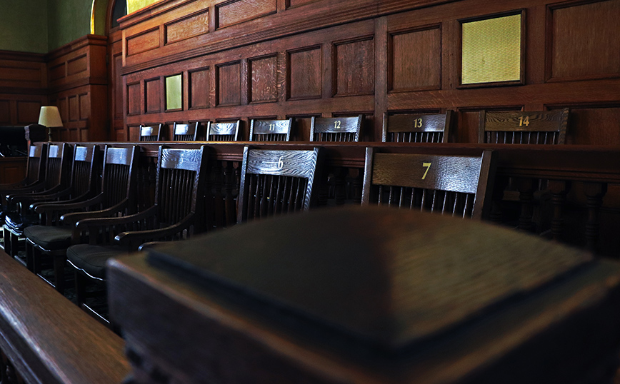 Καρέκλες ενόρκων Καρέκλες ενόρκων