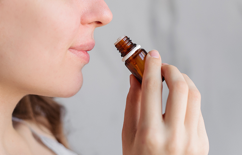 Έλαιο ευκάλυπτου Έλαιο ευκάλυπτου