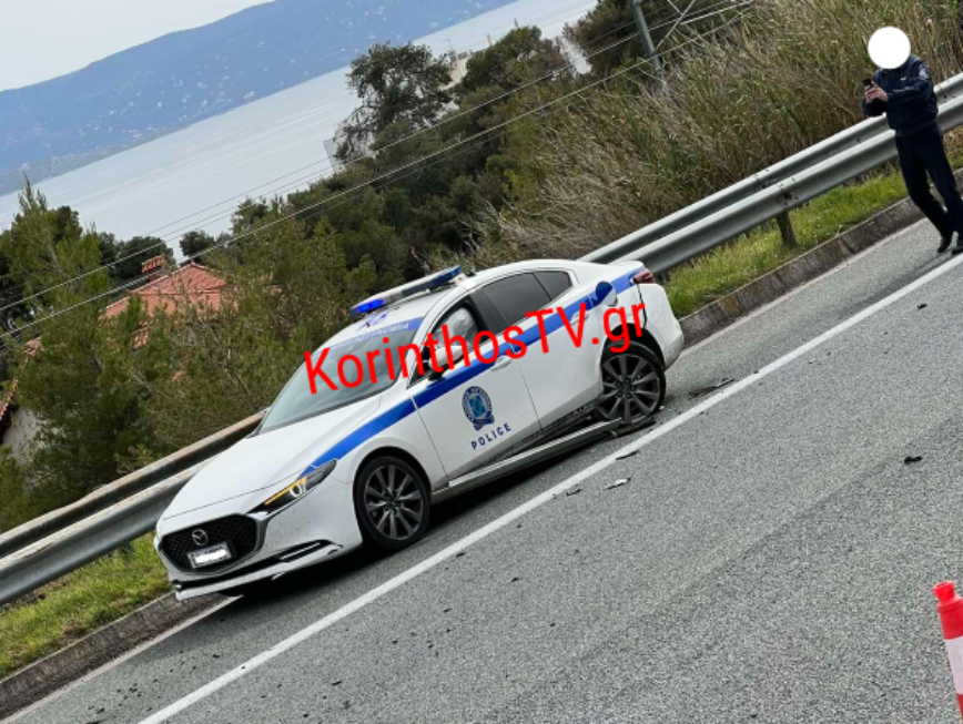 Σοβαρό τροχαίο στην Αθηνών – Κορίνθου: Μηχανή έπεσε πάνω σε περιπολικό – Οι πρώτες εικόνες
