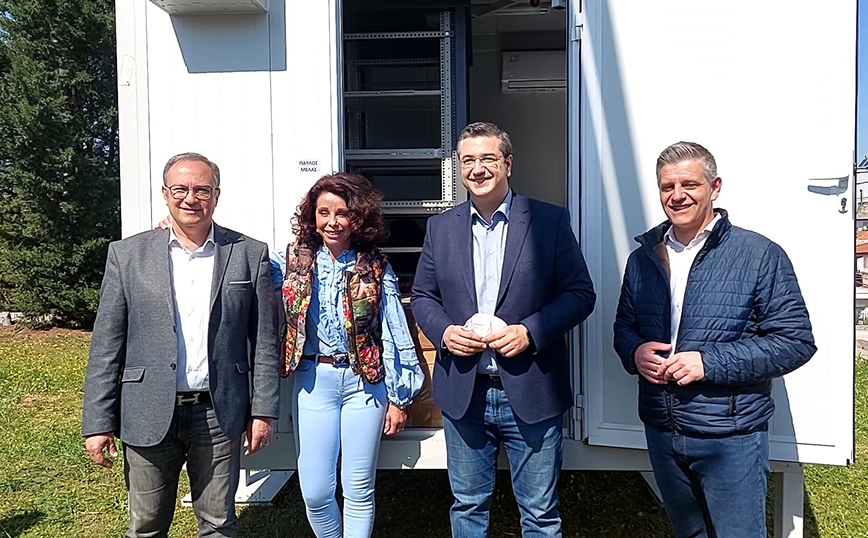 Επίσκεψη των αρμοδίων Επίσκεψη των αρμοδίων