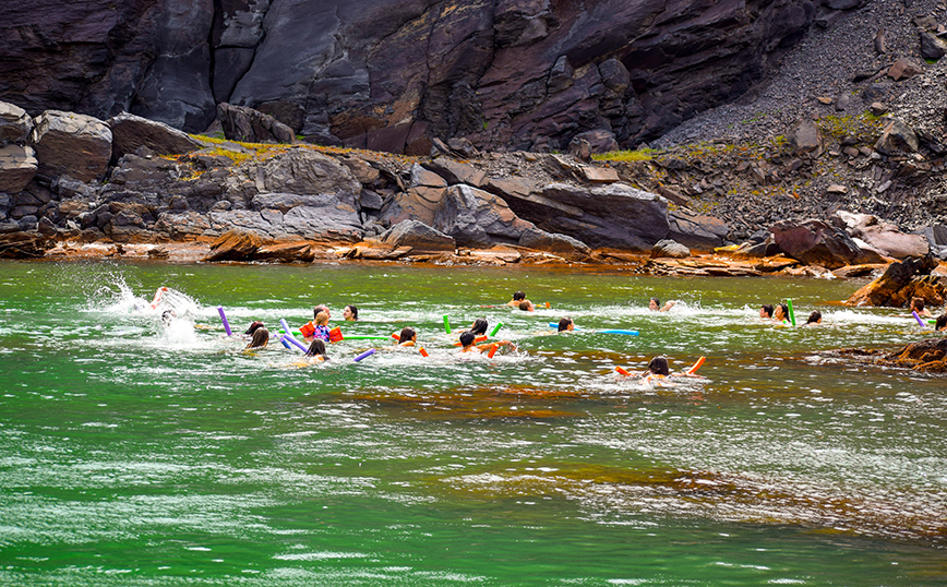 Φυσικό σπα στην Παλαιά Καμένη Φυσικό σπα στην Παλαιά Καμένη