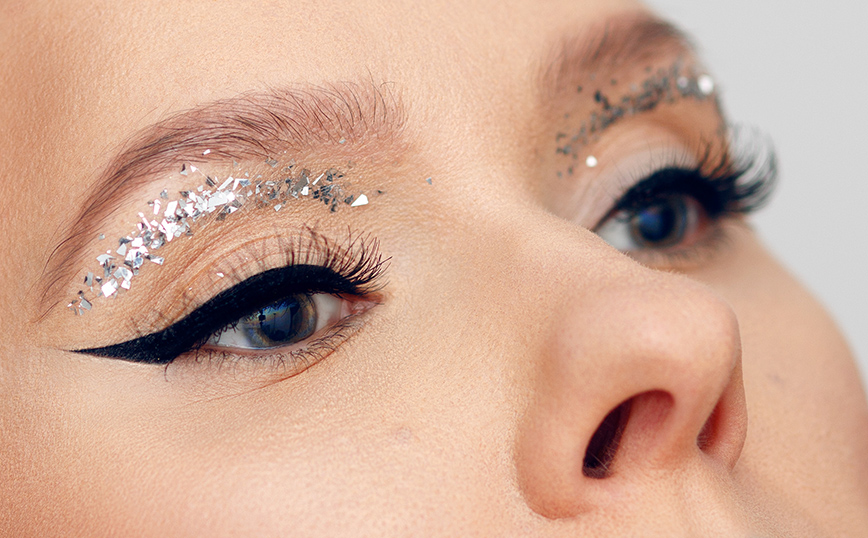 Μακιγιάζ με γκλίτερ Μακιγιάζ με γκλίτερ