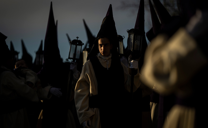 Θρησκευτική τελετή στην Ισπανία Θρησκευτική τελετή στην Ισπανία