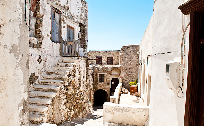 Το κάστρο στη χώρα της Νάξου Το κάστρο στη χώρα της Νάξου