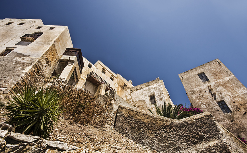 Εντυπωσιακή άποψη από το κάστρο στη Χώρα της Νάξου Εντυπωσιακή άποψη από το κάστρο στη Χώρα της Νάξου