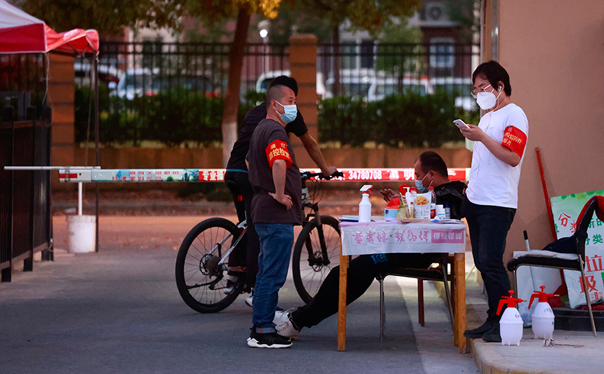 Κόσμος στην Κίνα Κόσμος στην Κίνα