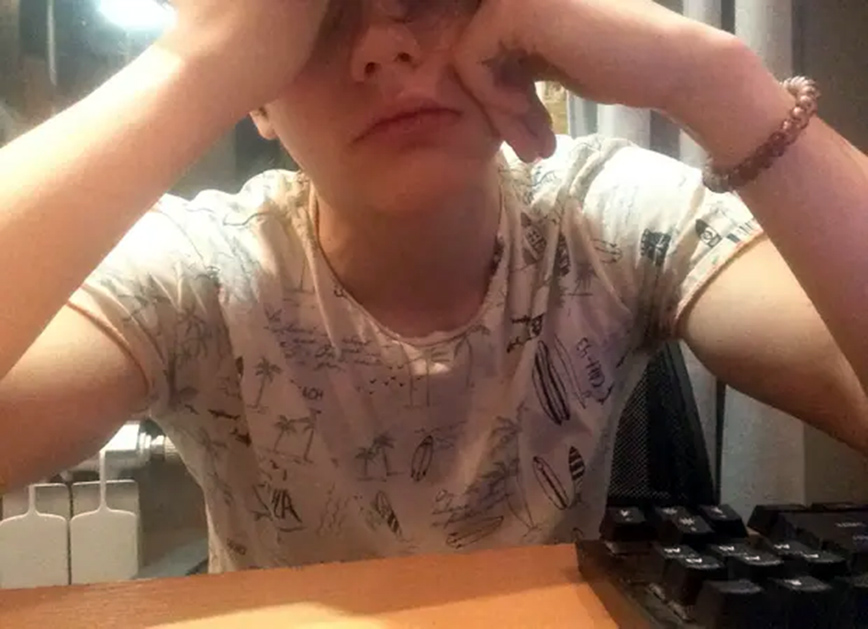 Πρόσφυγας 15χρονος από την Ουκρανία Πρόσφυγας 15χρονος από την Ουκρανία