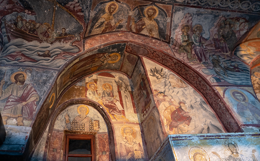 Εσωτερικό από τη Μονή Αγίου Ιωάννη στην Πάτμο Εσωτερικό από τη Μονή Αγίου Ιωάννη στην Πάτμο