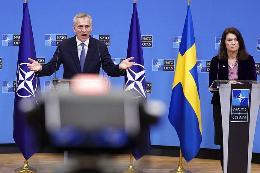 Σουηδία: Θα αποφασίσει ενδεχόμενη υποψηφιότητα για ένταξη στο ΝΑΤΟ έως τις 24 Μαΐου