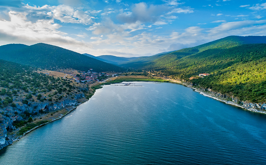 Οι Ψαράδες στη Μεγάλη Πρέσπα Οι Ψαράδες στη Μεγάλη Πρέσπα