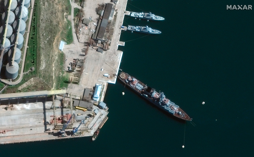 Πόλεμος στην Ουκρανία: Θρίλερ με το Moskva, τη ναυαρχίδα του ρωσικού στόλου στη Μαύρη Θάλασσα που υπέστη «σοβαρή ζημιά»