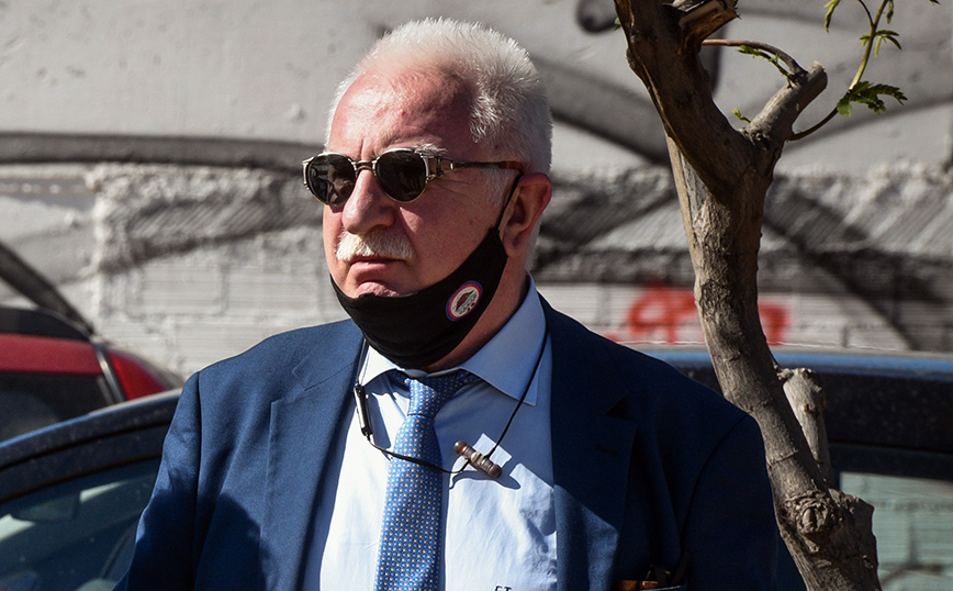 Γιώργος Τσούκαλης Γιώργος Τσούκαλης