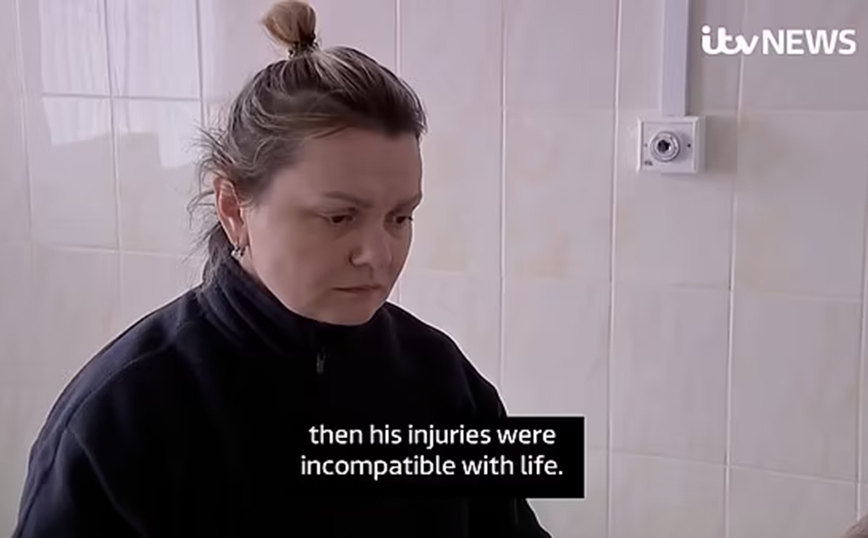 Πολίτης σε χωριό της Ουκρανίας