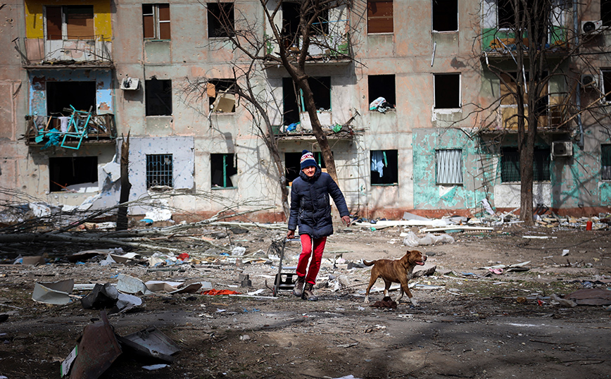 Πόλεμος στην Ουκρανία: Τρεις νεκροί και 25 τραυματίες από ρωσικό πλήγμα σε πολυκατοικία