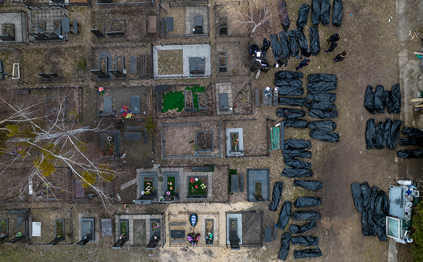 Πτώματα σε σάκους στη Μπουκα Πτώματα σε σάκους στη Μπουκα