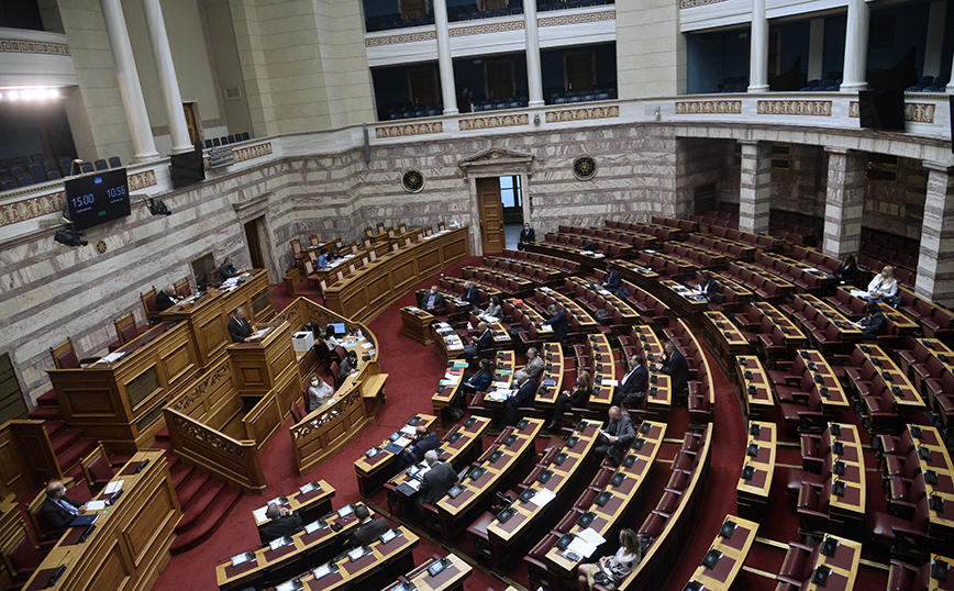 Καταψηφίζει την αμυντική συμφωνία με τις ΗΠΑ ο ΣΥΡΙΖΑ και προαναγγέλλει τροποποίησή της όταν γίνει κυβέρνηση