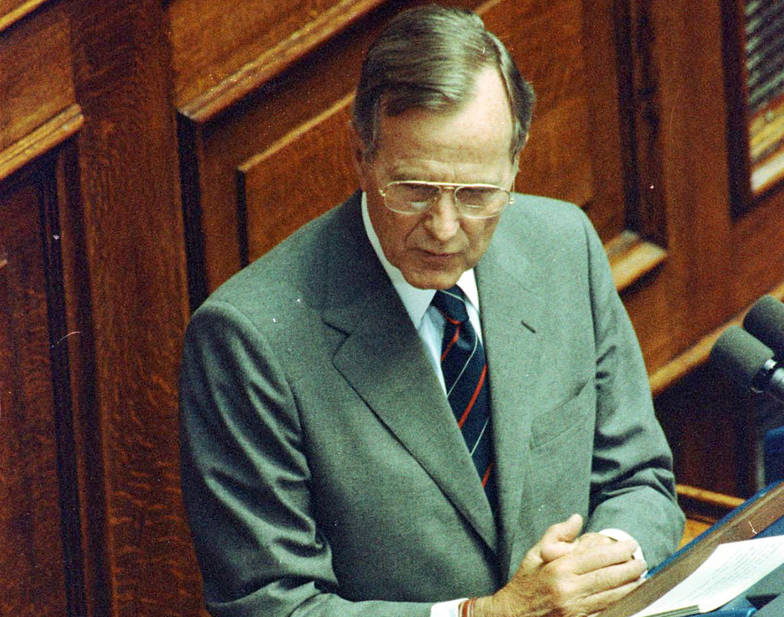 Τζoρτζ Μπους πρεσβύτερος Τζoρτζ Μπους πρεσβύτερος