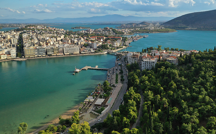 Η Χαλκίδα από ψηλά Η Χαλκίδα από ψηλά