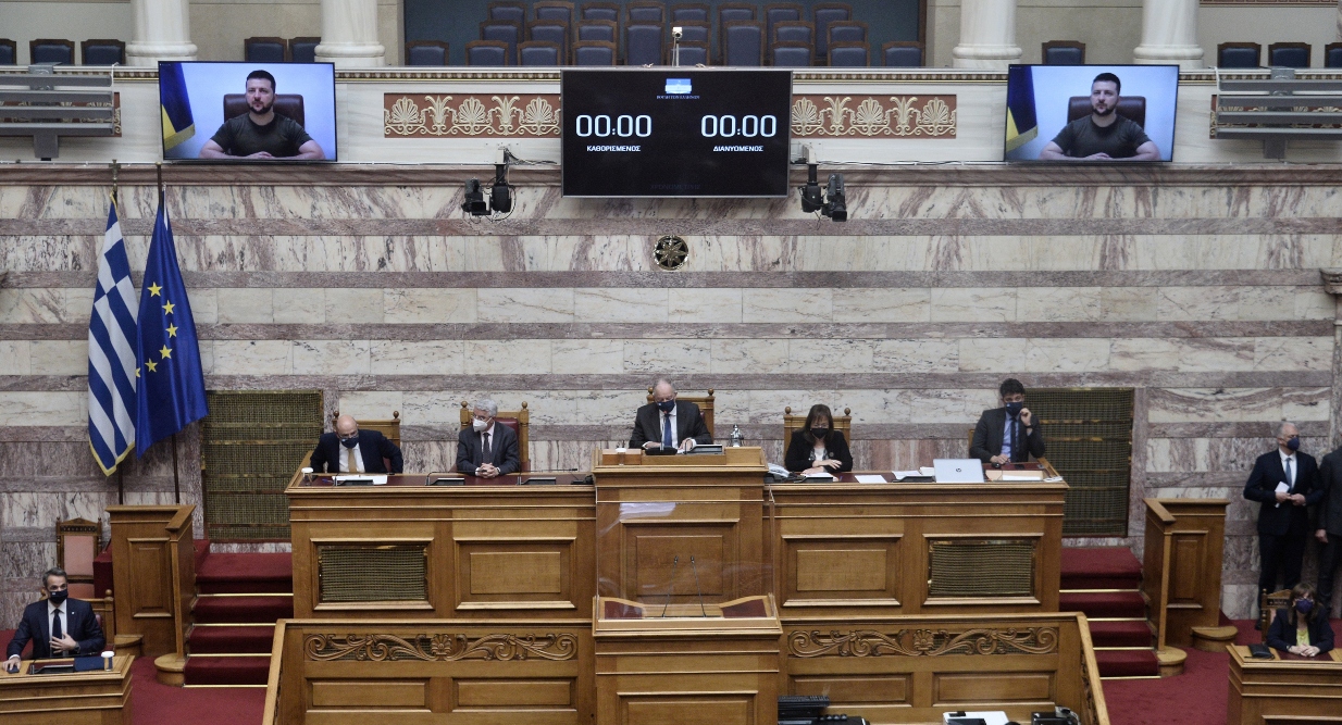 Ζελένσκι στη Βουλή των Ελλήνων: Ελευθερία ή θάνατος είναι και το δικό μας σύνθημα αυτή τη στιγμή