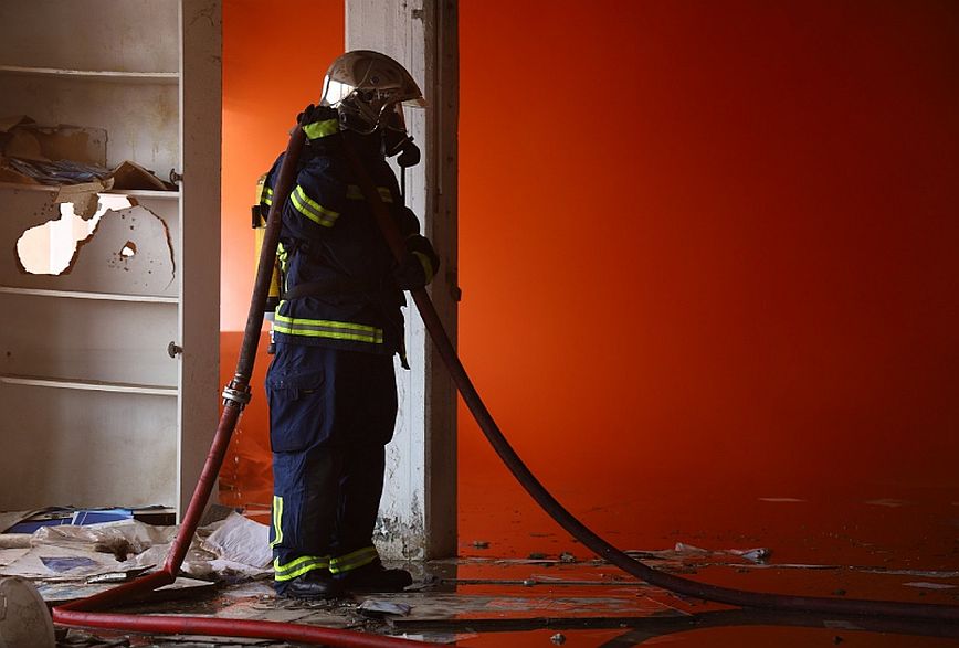 Φωτιά σε χώρο εργοστασίου στον Ασπρόπυργο