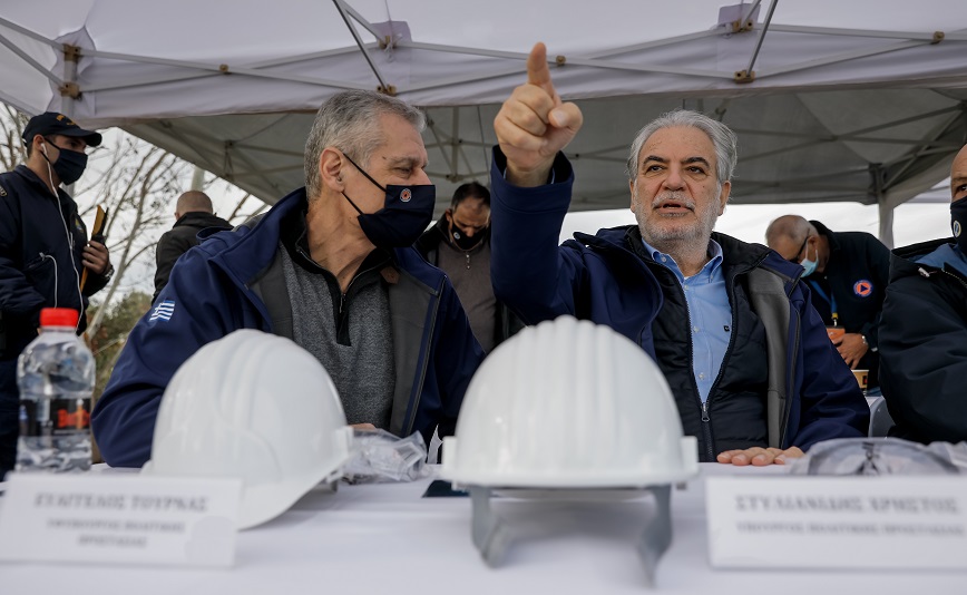 Αυτοψία Στυλιανίδη στη Σάμο για την αντιπυρική περίοδο – Προσλήψεις νέων εποχικών Πυροσβεστών