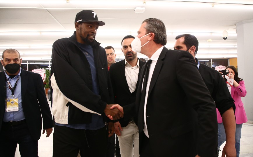 Στο ΣΕΦ για το Ολυμπιακός - Μονακό ο Κέβιν Ντουράντ Στο ΣΕΦ για το Ολυμπιακός - Μονακό ο Κέβιν Ντουράντ