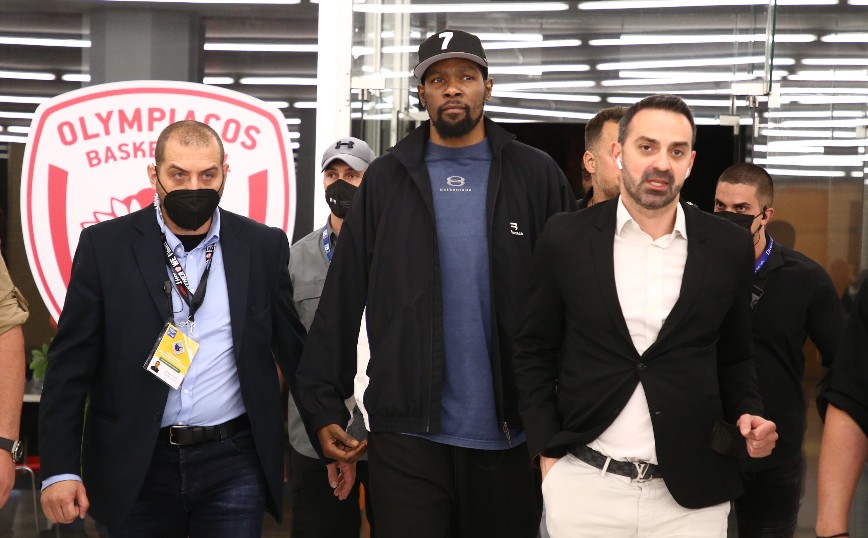 Στο ΣΕΦ για το Ολυμπιακός - Μονακό ο Κέβιν Ντουράντ Στο ΣΕΦ για το Ολυμπιακός - Μονακό ο Κέβιν Ντουράντ