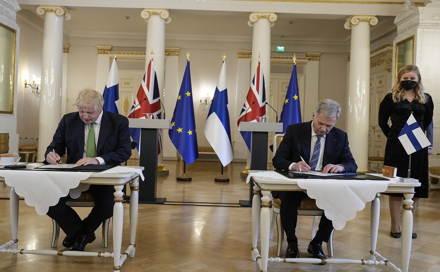 Η Βρετανία εγγυάται την ασφάλεια της Σουηδίας και της Φινλανδίας σε περίπτωση επίθεσης