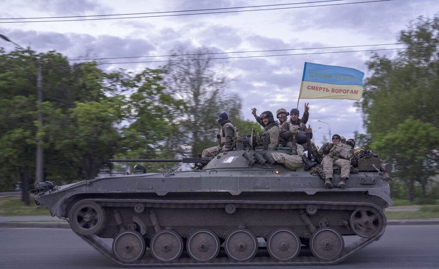 Πρώτη επίσημη επιβεβαίωση από το Κίεβο: Ο ουκρανικός στρατός μπήκε στη Χερσώνα