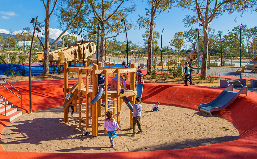 To The Ellinikon Experience Park ανοίγει πλέον καθημερινά τις πόρτες του από το πρωί στις 10:00 έως τις 23:00 το βράδυ