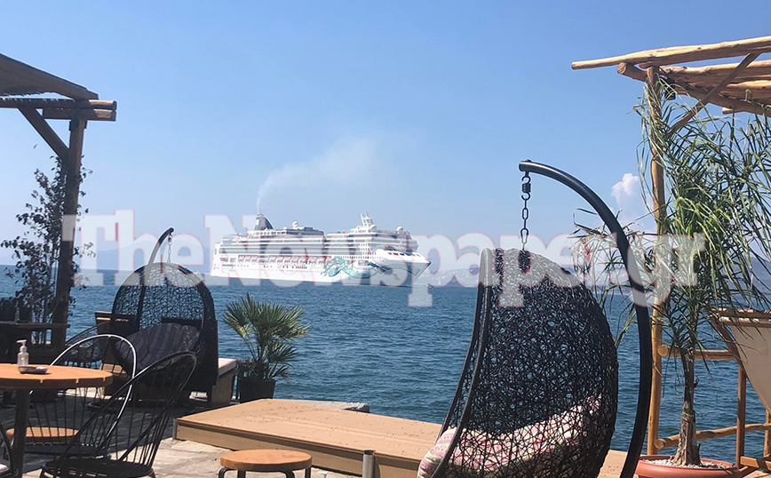 «Δένει» στο λιμάνι του Βόλου το επιβλητικό «NORWEGIAN JADE» «Δένει» στο λιμάνι του Βόλου το επιβλητικό «NORWEGIAN JADE»