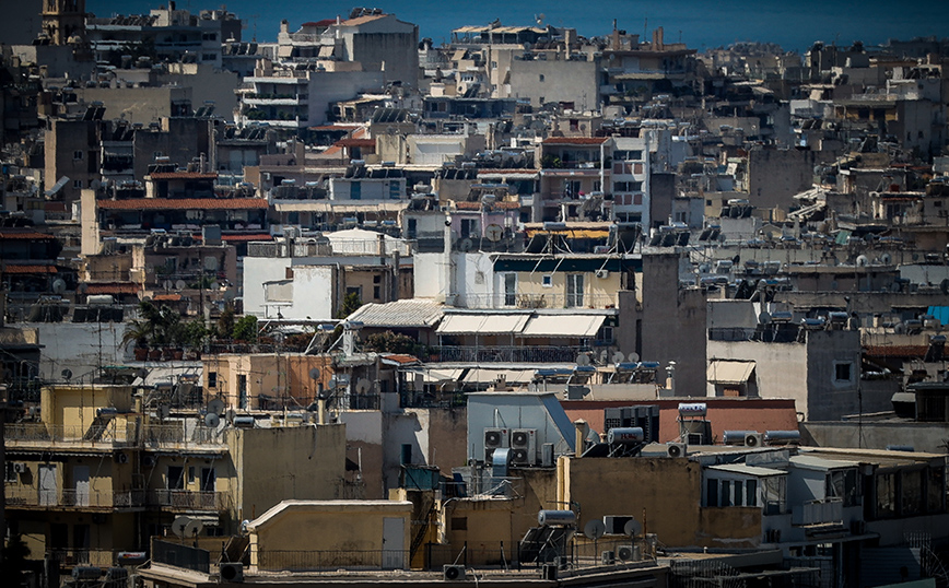 Πλειστηριασμοί ακινήτων: Το Σεπτέμβριο θα χτυπήσει ξανά το e-σφυρί για τους οφειλέτες της Εφορίας