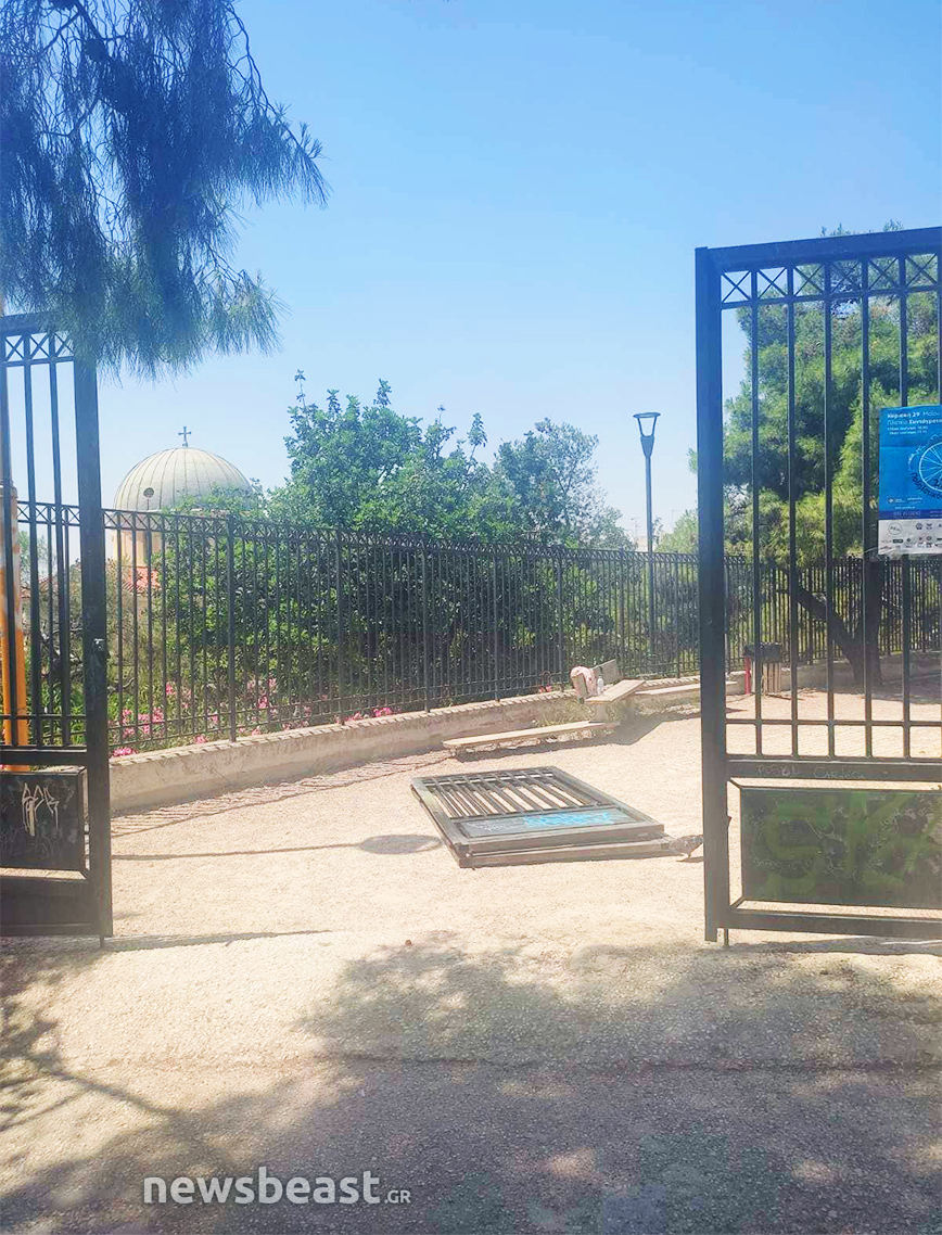 Η πόρτα που καταπλάκωσε 5χρονο