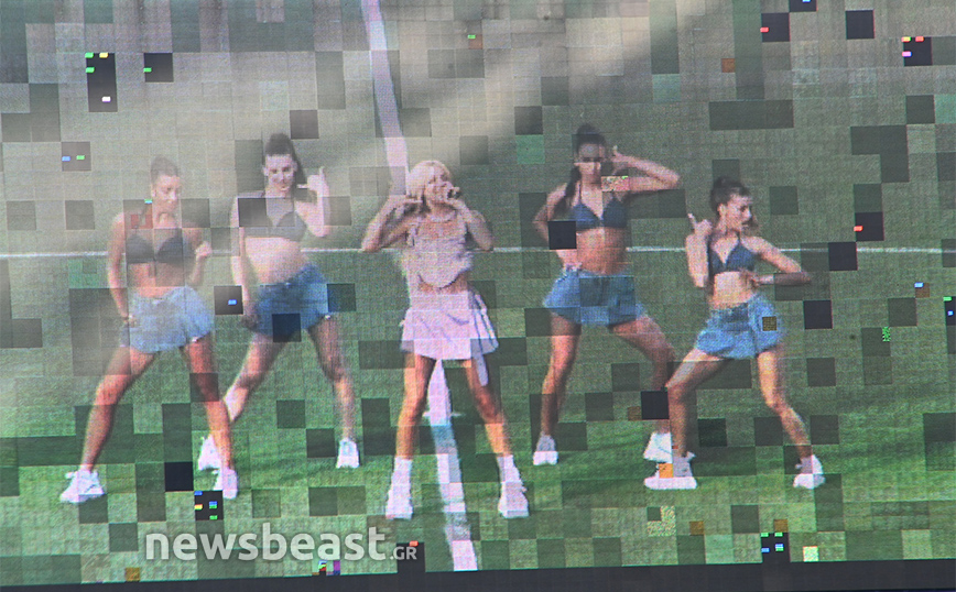 Μαζορέτες στο Παναθηναϊκός εναντίον ΠΑΟΚ