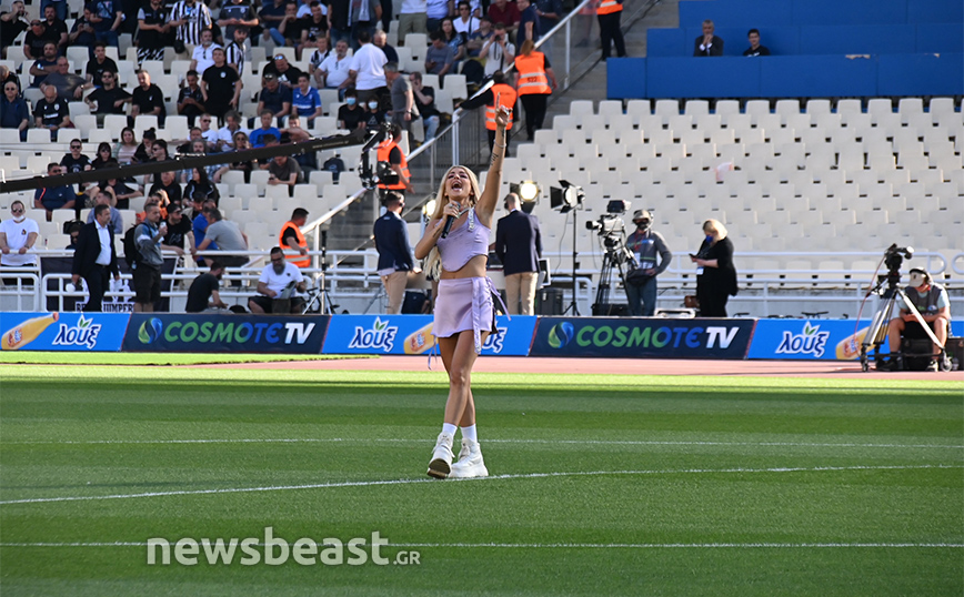 Μαζορέτες στο Παναθηναϊκός εναντίον ΠΑΟΚ