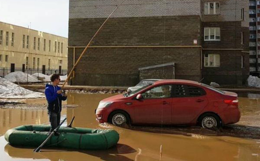 Οι δρόμοι και τα αναπάντεχα παράξενά τους