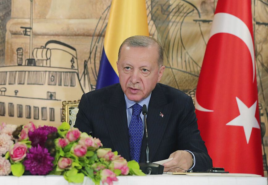 Bloomberg: Η συμπεριφορά του Ερντογάν υπονομεύει τη συλλογική ασφάλεια του ΝΑΤΟ