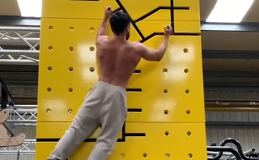 Το κάνει να μοιάζει&#8230; παιχνιδάκι