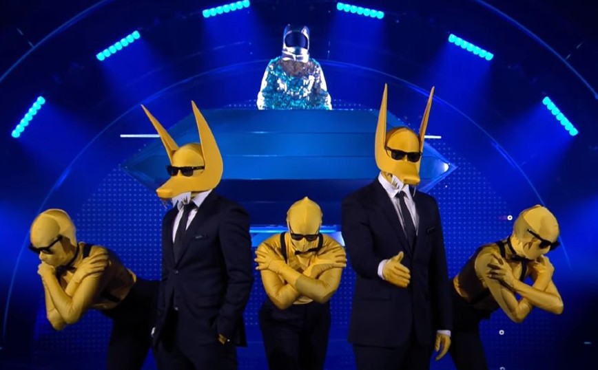 Ημιτελικός Eurovision 2022: Οι «λύκοι» της Νορβηγίας έκαναν άνω – κάτω το στάδιο με την «μπανάνα» τους