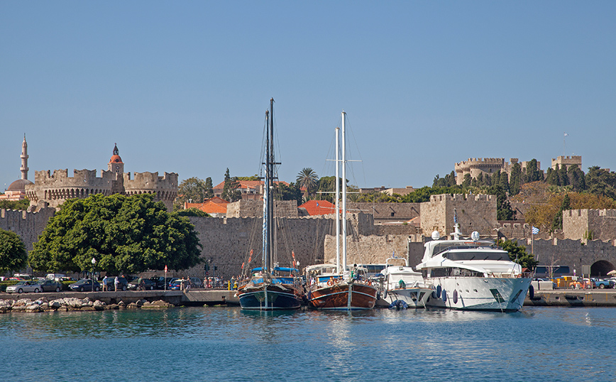 Η Παλιά Πόλη της Ρόδου Η Παλιά Πόλη της Ρόδου