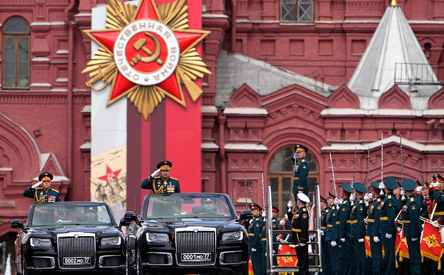Επίδειξη ισχύος από τον Πούτιν με τη σημερινή παρέλαση στην Κόκκινη Πλατεία