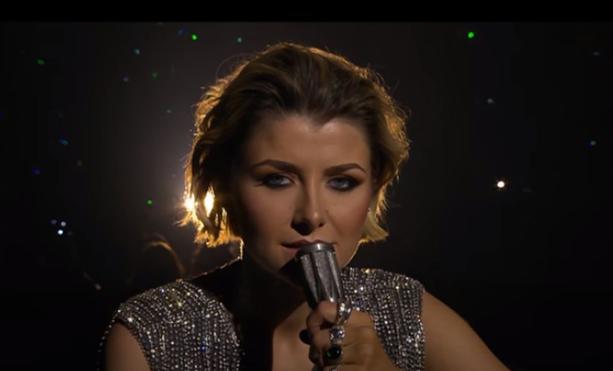 «Τι κάνει η Σία Κοσιώνη στη Eurovision;» – Απολαυστικά σχόλια στο Twitter για την Cornelia Jakobs και τη Σουηδία