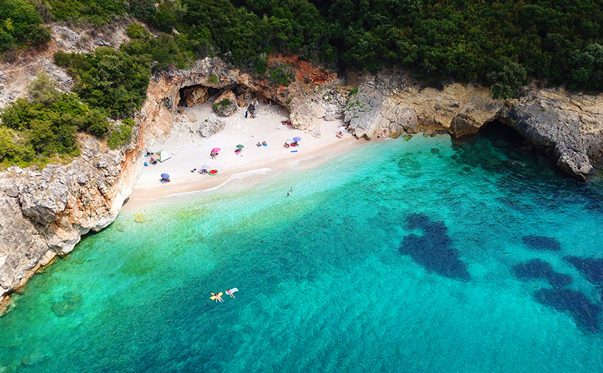 Ονειρική παραλία στα Σύβοτα