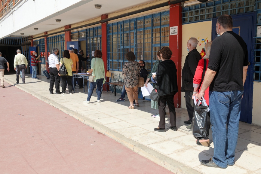 Εκλογές ΣΥΡΙΖΑ: Μεγάλη η προσέλευση του κόσμου &#8211; Έως τις 12:00 είχαν ψηφίσει 40.000