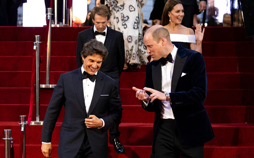 Ο πρίγκιπας Ουίλιαμ και η Κέιτ Μίντλετον στην πρεμιέρα του Top Gun Ο πρίγκιπας Ουίλιαμ και η Κέιτ Μίντλετον στην πρεμιέρα του Top Gun