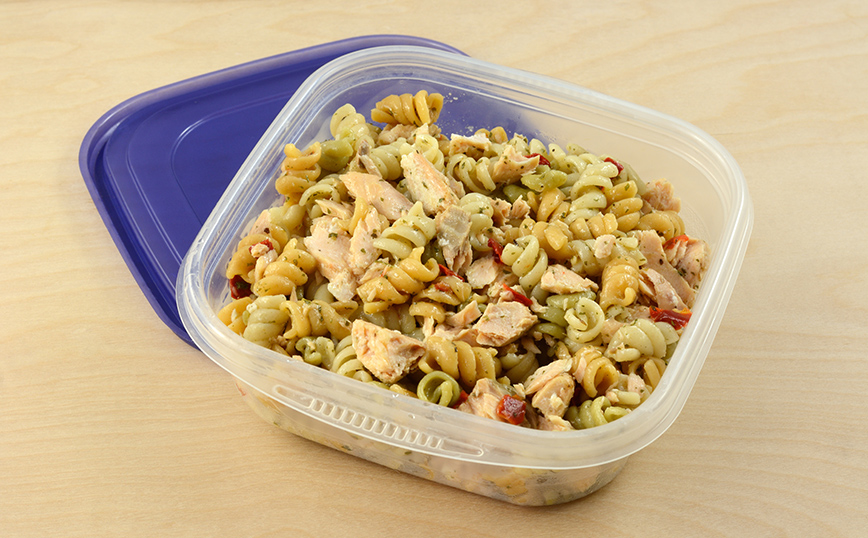 Μακαρόνια σε τάπερ Μακαρόνια σε τάπερ